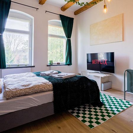 Boarding & Monteur Apartment Cmtz Хемниц Экстерьер фото